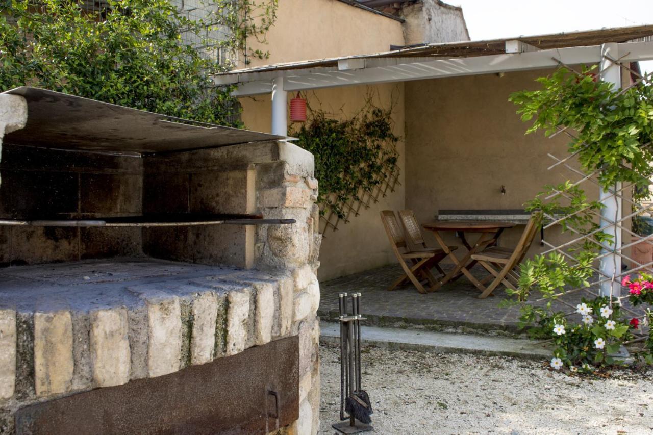 La Casa Del Nonno Apart otel Monzambano Dış mekan fotoğraf